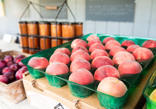 Get Farm Fresh Groceries With Organic Freestone Peaches Fruit Subscription Delivery Plan